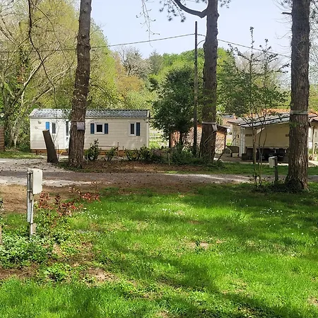 캠프장 Du Bois Fleuri